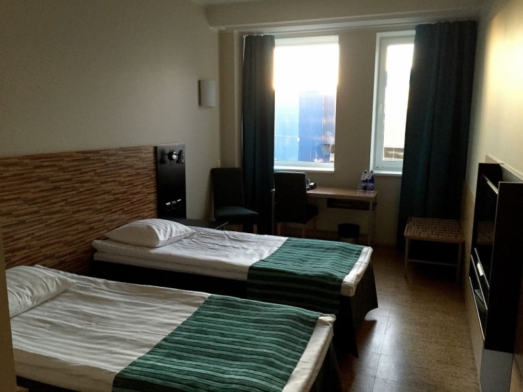 Kaikkialla oli erittäin siistiä, pinnat olivat uudet ja hotellihuoneeseen astuminen oli erittäin positiivinen yllätys.