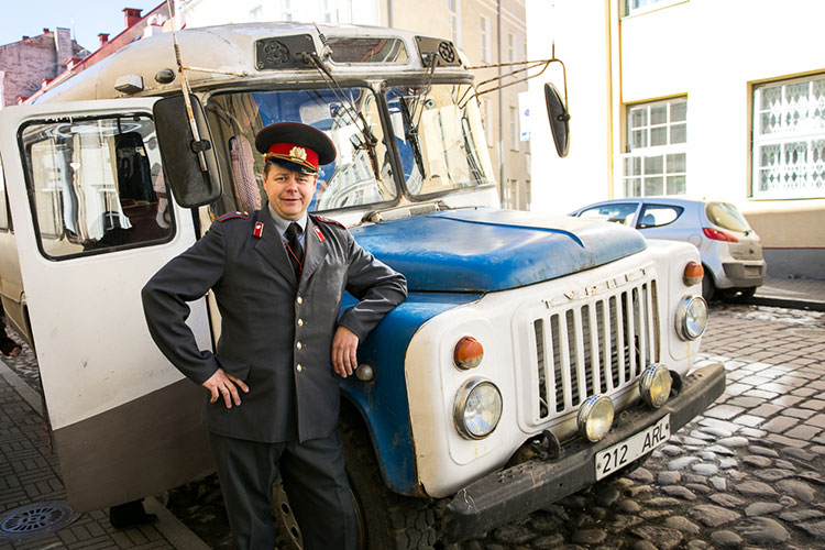 tallinn-blue-drum-009