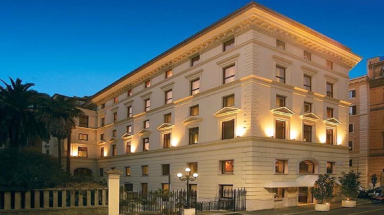 hotel-londra-et-cargrill-exterior