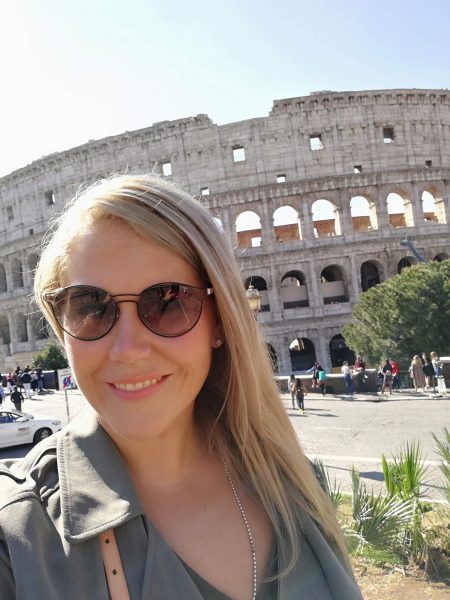 Riina Ihalaiselle matkailu on elämän eliksiiri.