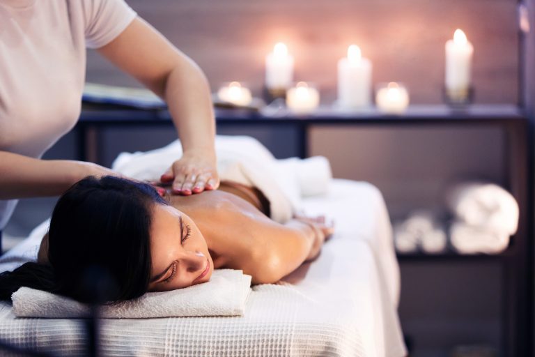 Kylpylä, spa, hieronta