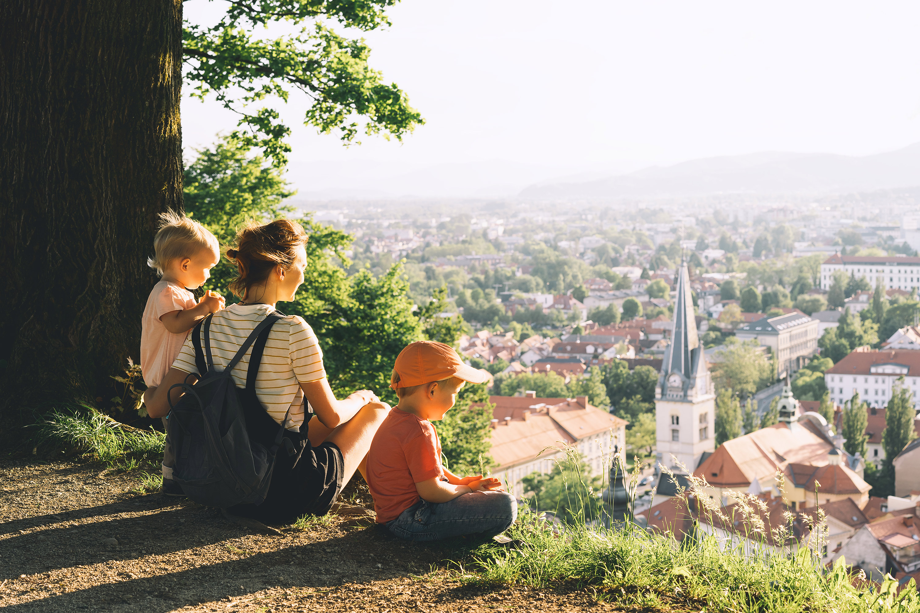 ljubljana_slovenia_perhe_Stock_343290458