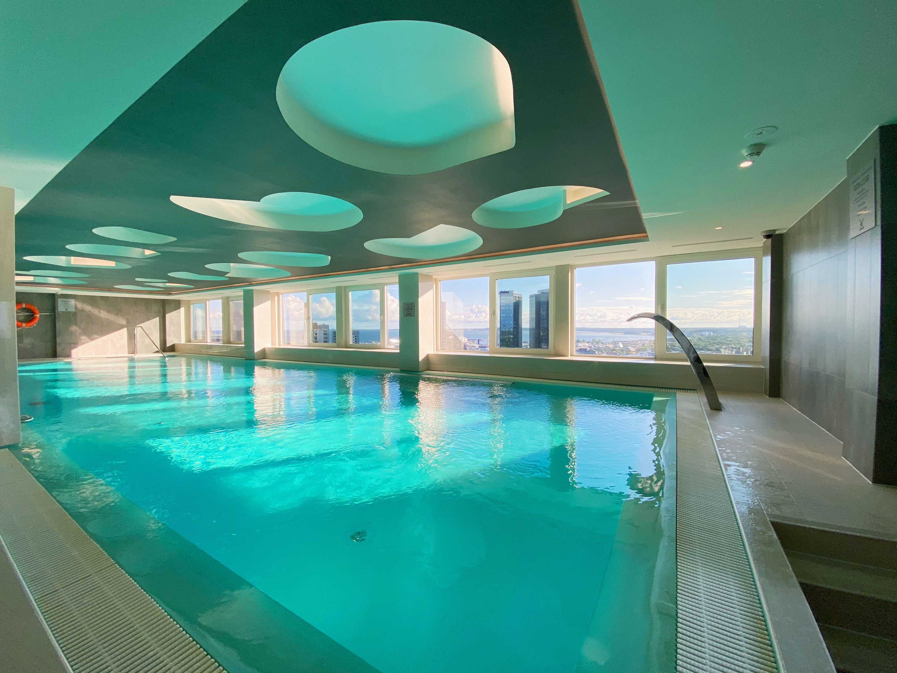 Radisson Blu Olümpia_uima-allas